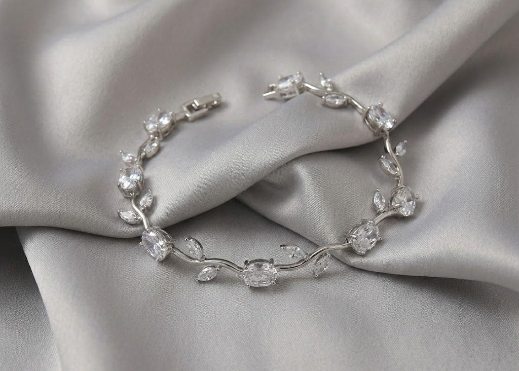 Silver tulip bracelet