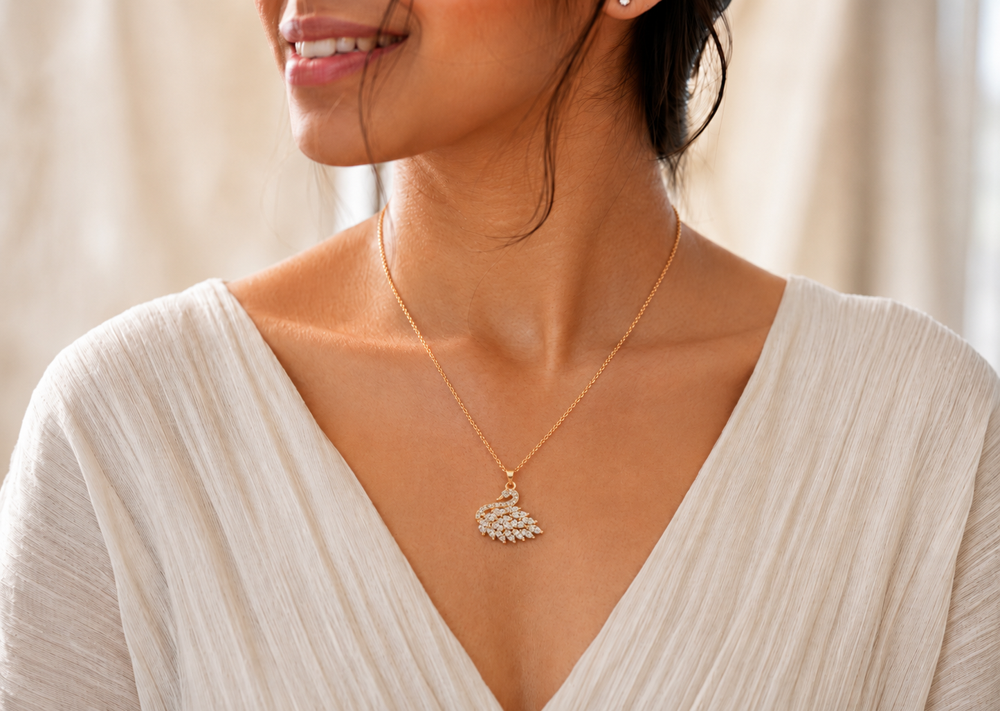 Swan Necklace - Gold