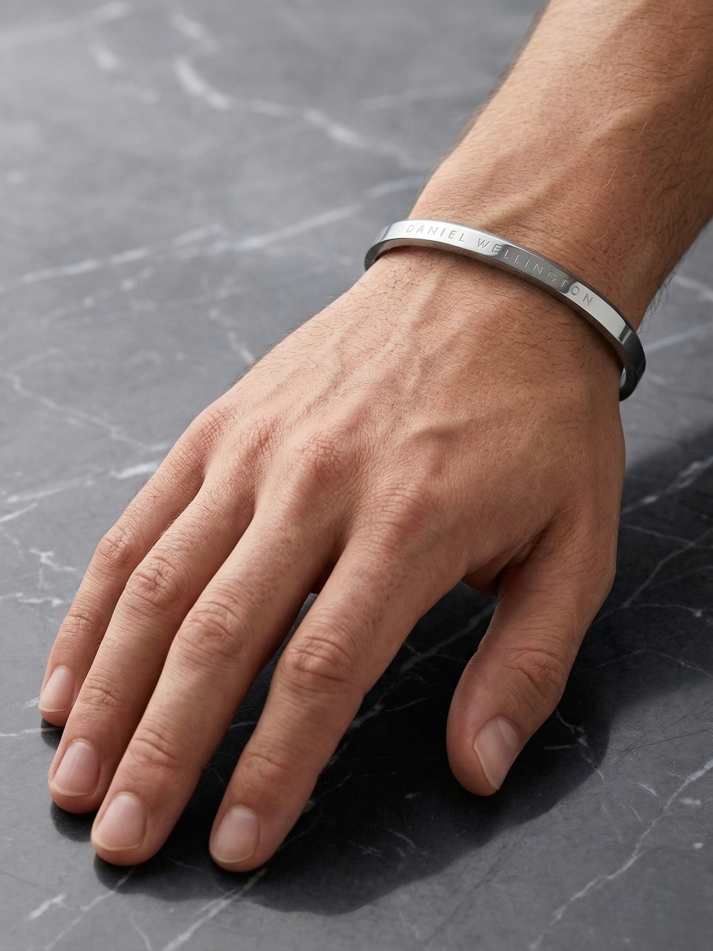 SILVER daniel wellington CUFF