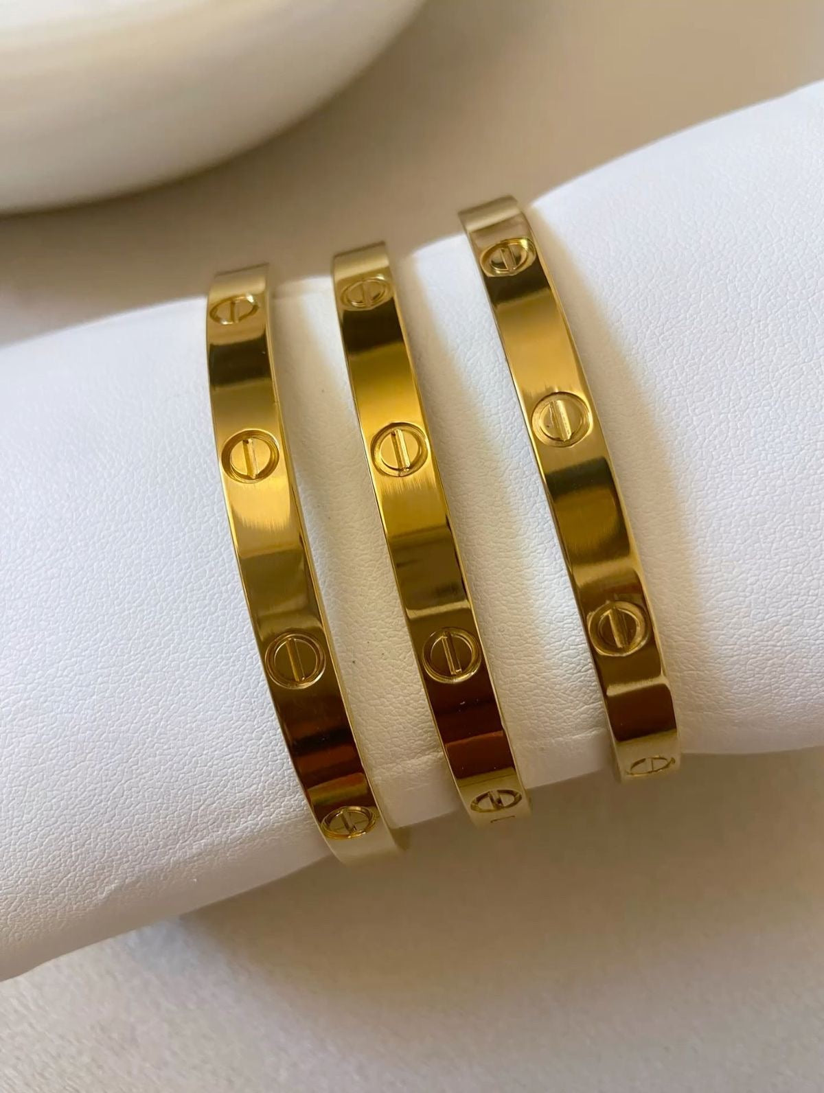 Cartier gold handcuff Bundle