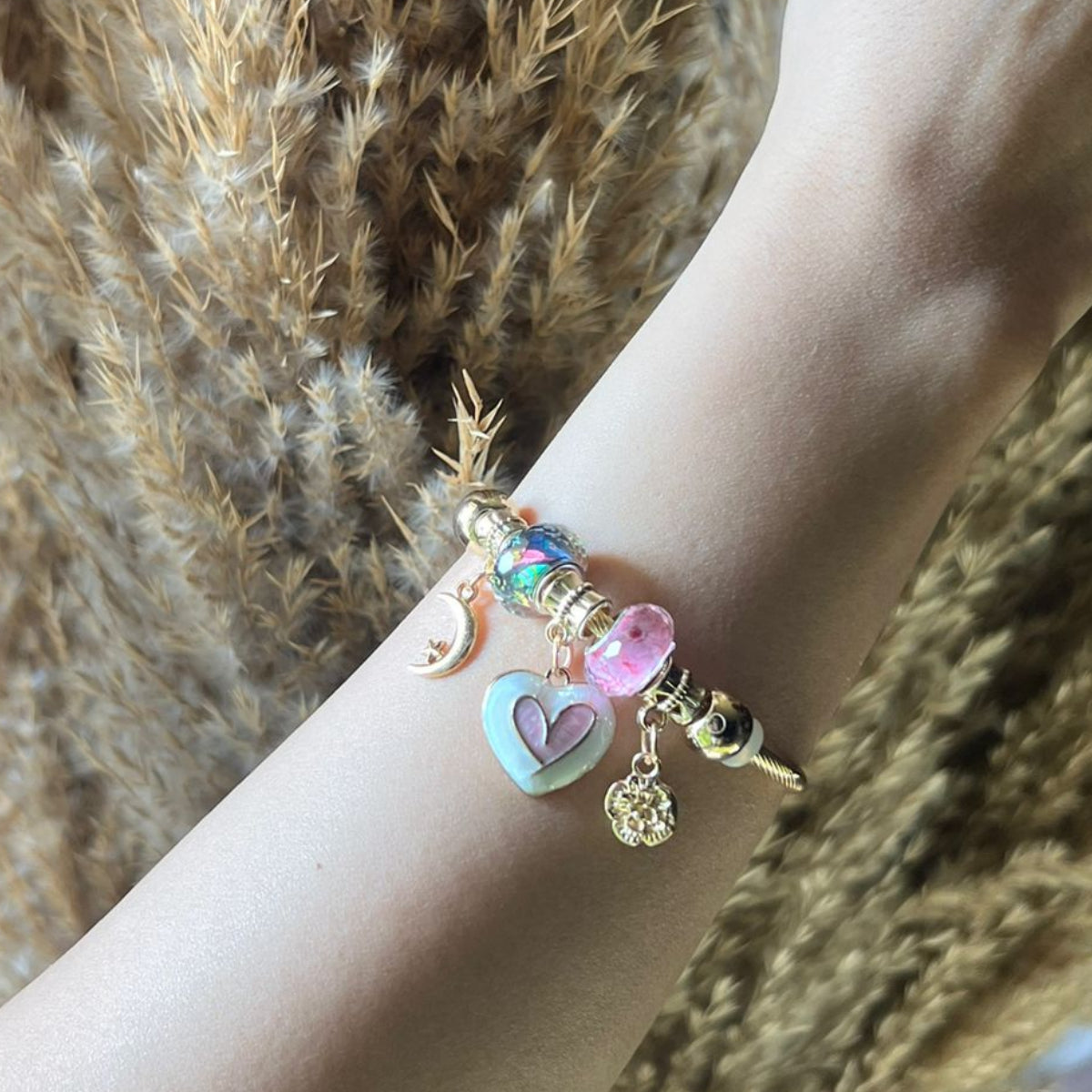 Summer heart bracelet